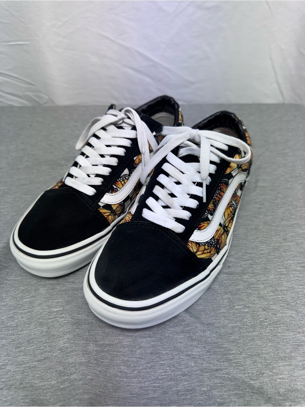 Vans Old Skool Butterfly Checkerboard Sneakers — Women’s 9